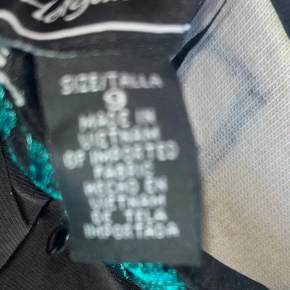 Morgan and Co semi formal green embroidered cocktail dress size 9 - Picture 12 of 12